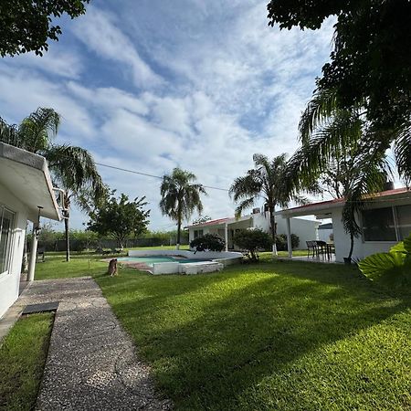 Villa Residencial Aereo Albatros Tequesquitengo Esterno foto